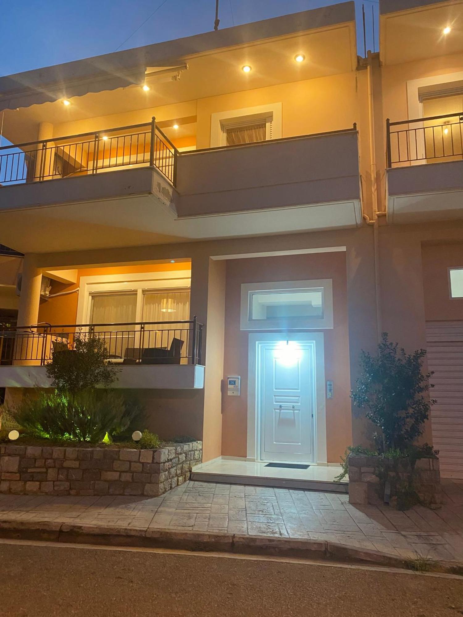 Feel At Home - Kalamata - Near The Center Habitación foto